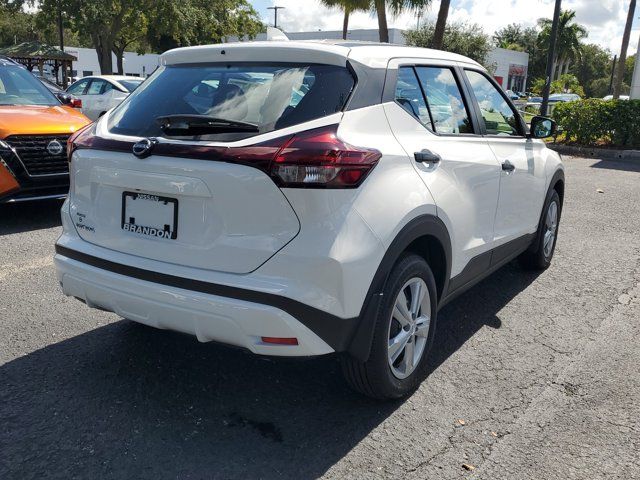 2024 Nissan Kicks S