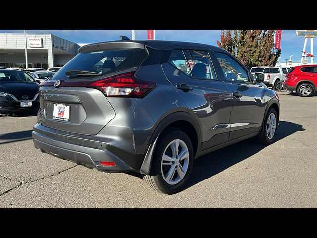 2024 Nissan Kicks S