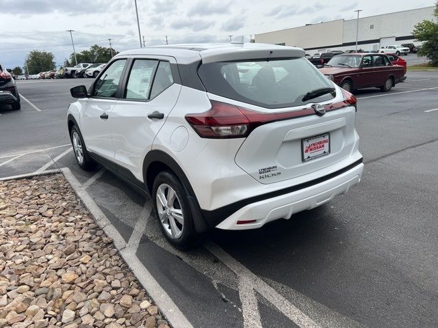 2024 Nissan Kicks S