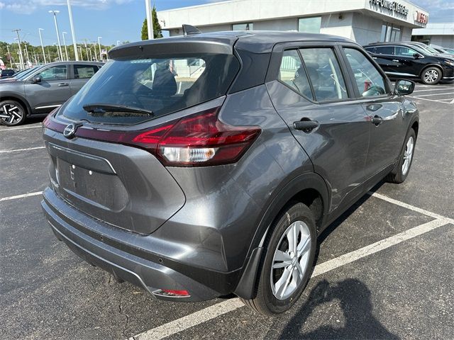 2024 Nissan Kicks S