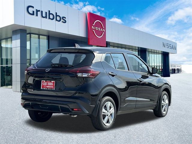 2024 Nissan Kicks S