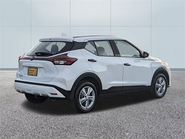 2024 Nissan Kicks S