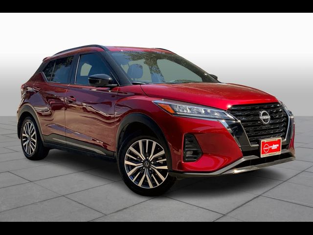 2024 Nissan Kicks SR