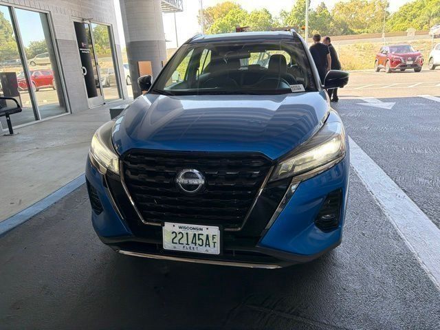 2024 Nissan Kicks SR