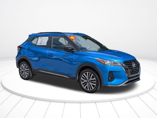 2024 Nissan Kicks SR