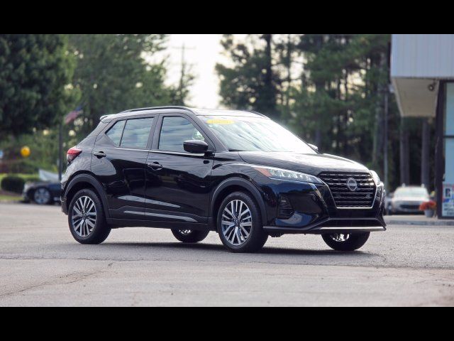 2024 Nissan Kicks SR