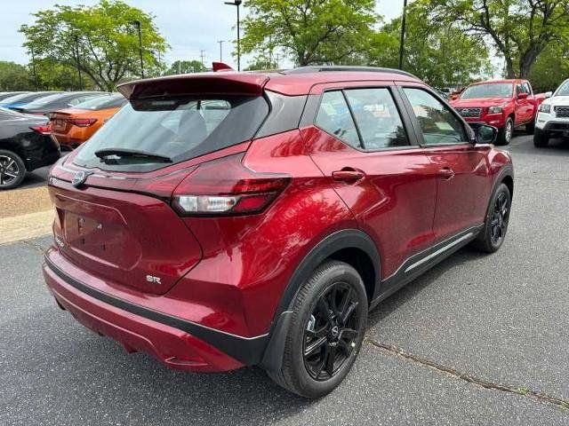 2024 Nissan Kicks SR