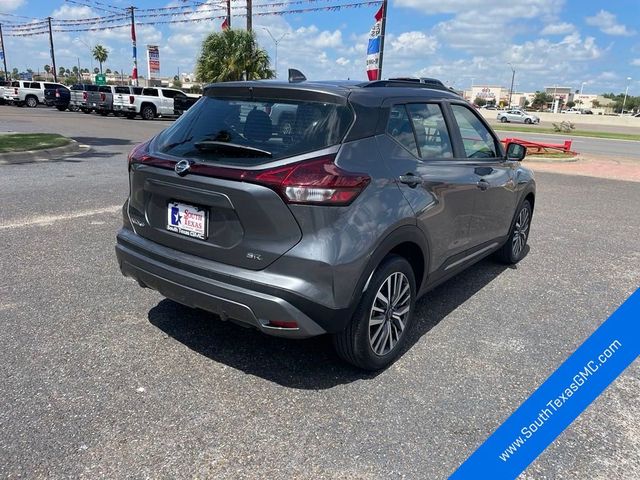 2024 Nissan Kicks SR