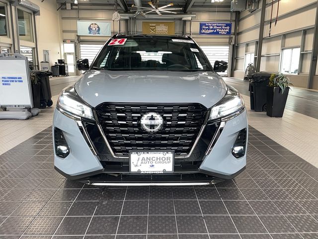 2024 Nissan Kicks SR