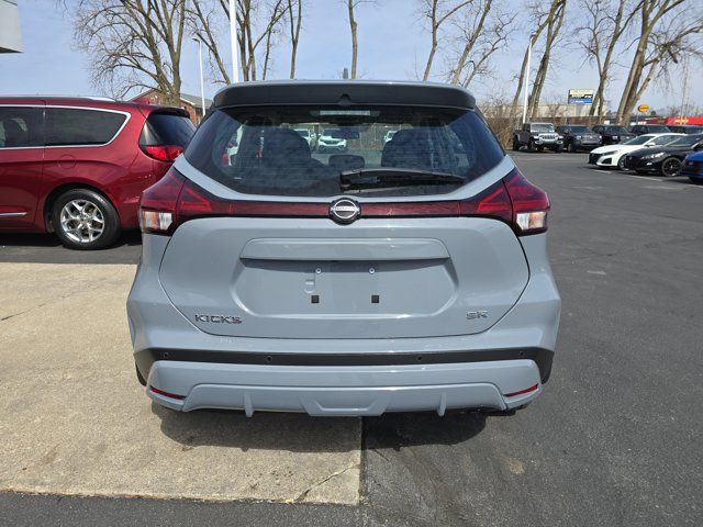 2024 Nissan Kicks SR