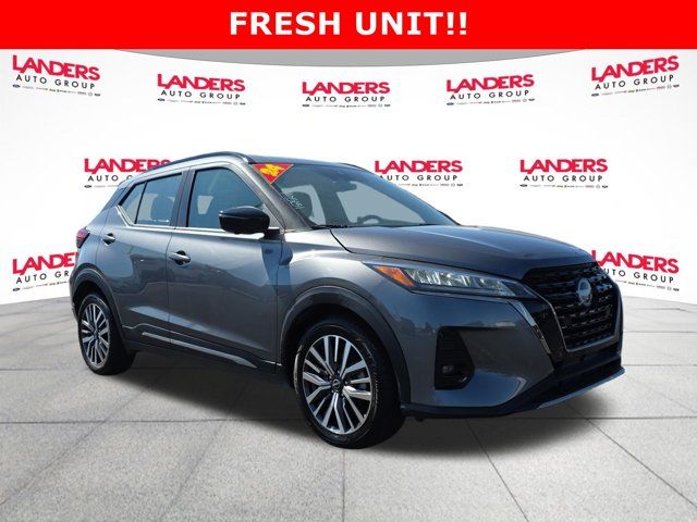 2024 Nissan Kicks SR