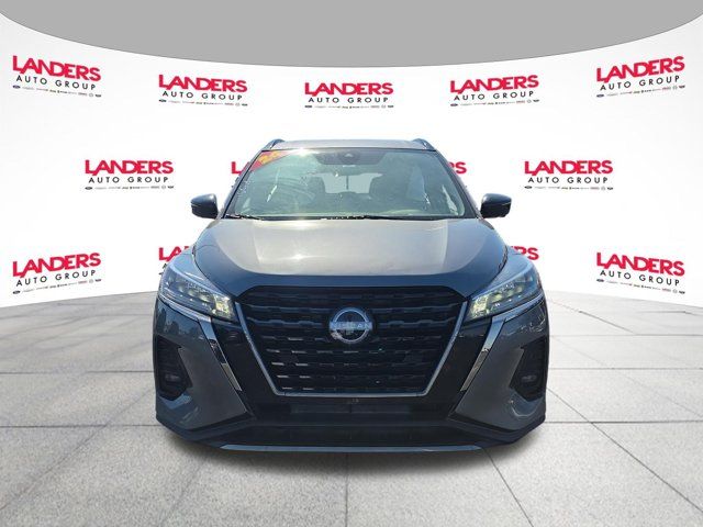 2024 Nissan Kicks SR