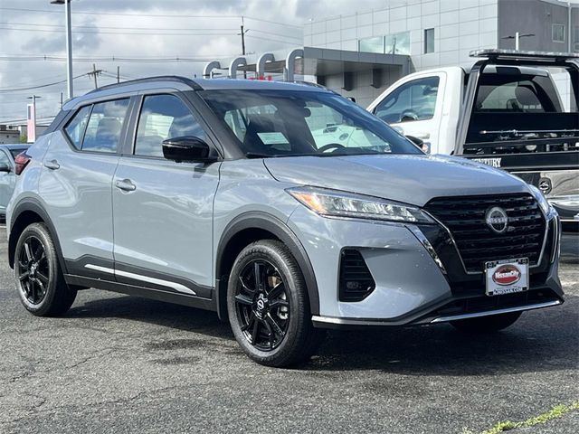 2024 Nissan Kicks SR