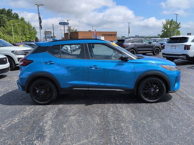 2024 Nissan Kicks SR