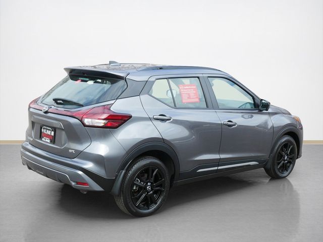 2024 Nissan Kicks SR