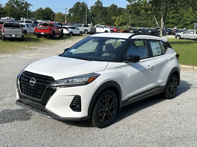 2024 Nissan Kicks SR