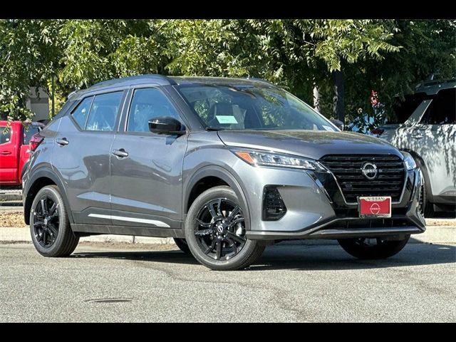 2024 Nissan Kicks SR