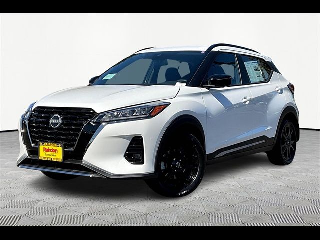 2024 Nissan Kicks SR