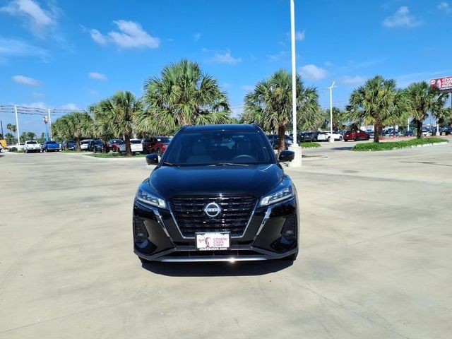 2024 Nissan Kicks SR