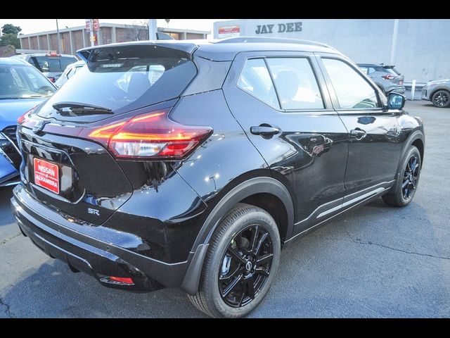 2024 Nissan Kicks SR