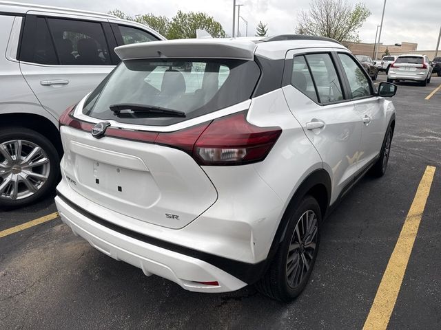 2024 Nissan Kicks SR