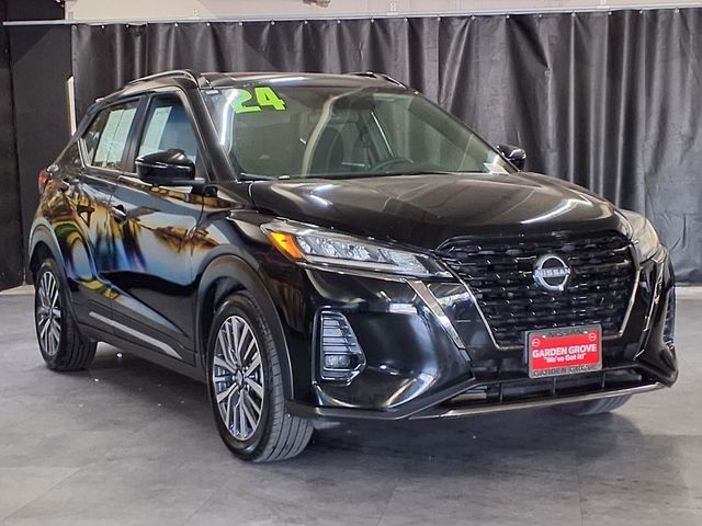2024 Nissan Kicks SR