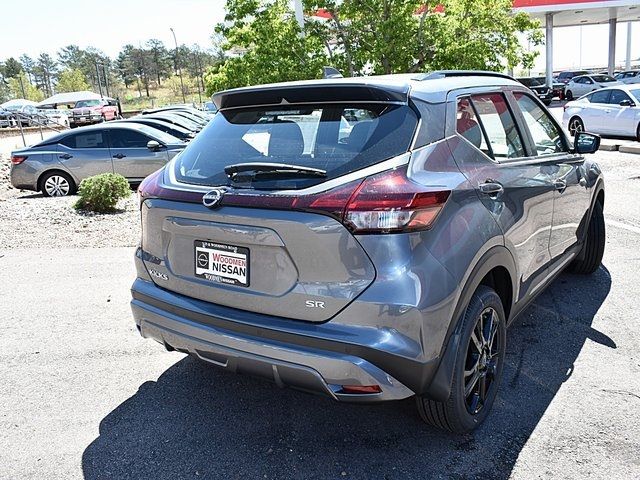 2024 Nissan Kicks SR