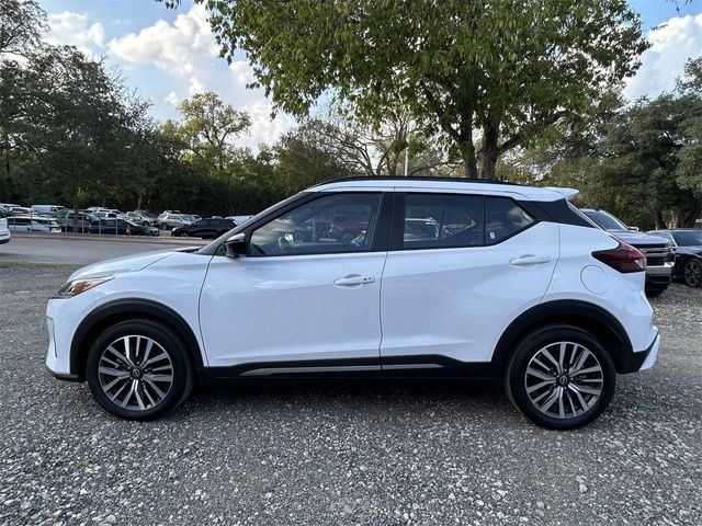 2024 Nissan Kicks SR