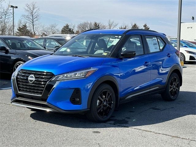 2024 Nissan Kicks SR