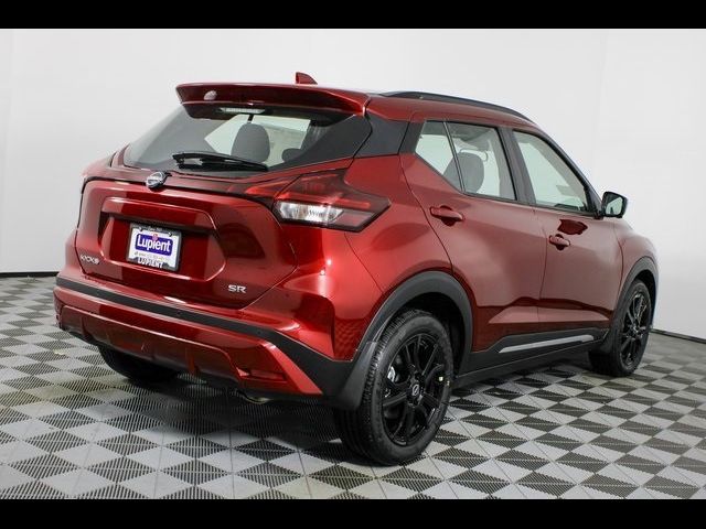 2024 Nissan Kicks SR