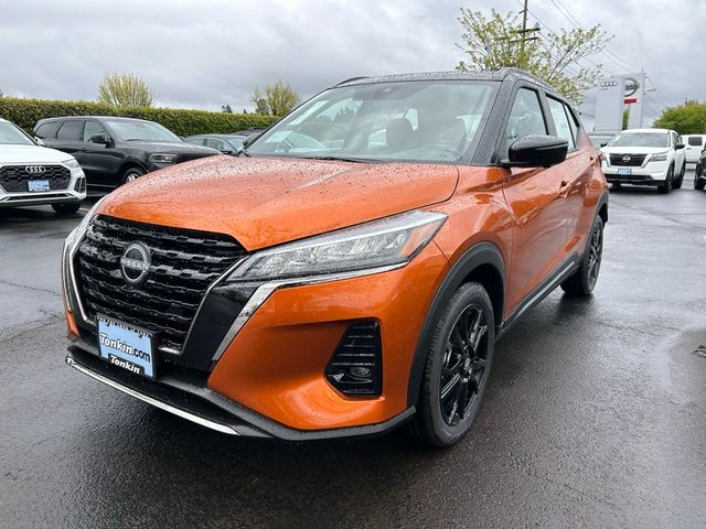 2024 Nissan Kicks SR