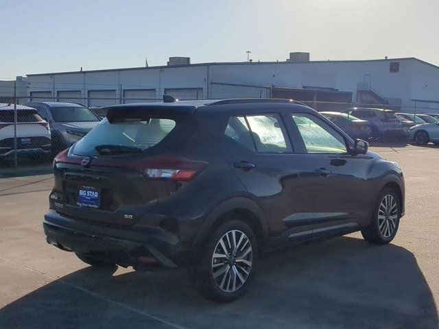 2024 Nissan Kicks SR