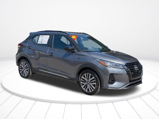 2024 Nissan Kicks SR