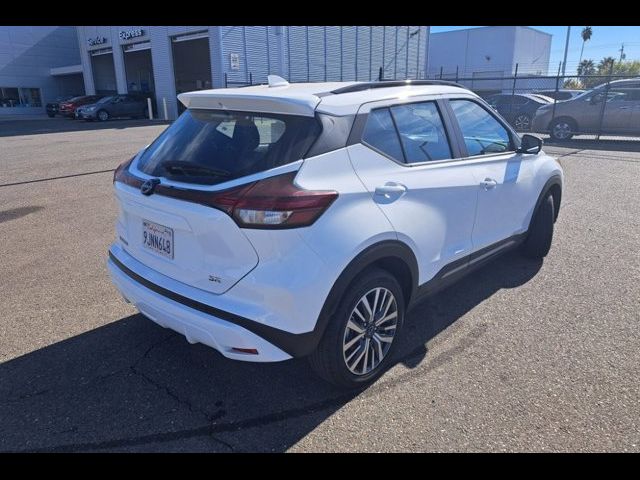 2024 Nissan Kicks SR