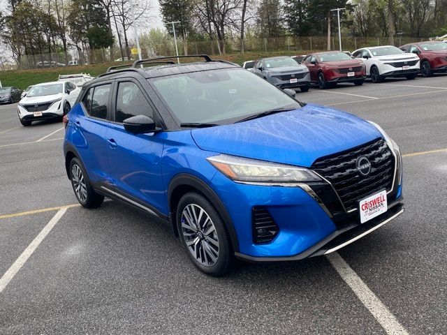 2024 Nissan Kicks SR