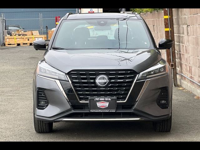 2024 Nissan Kicks SR
