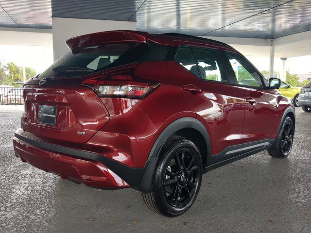 2024 Nissan Kicks SR