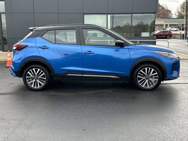 2024 Nissan Kicks SR