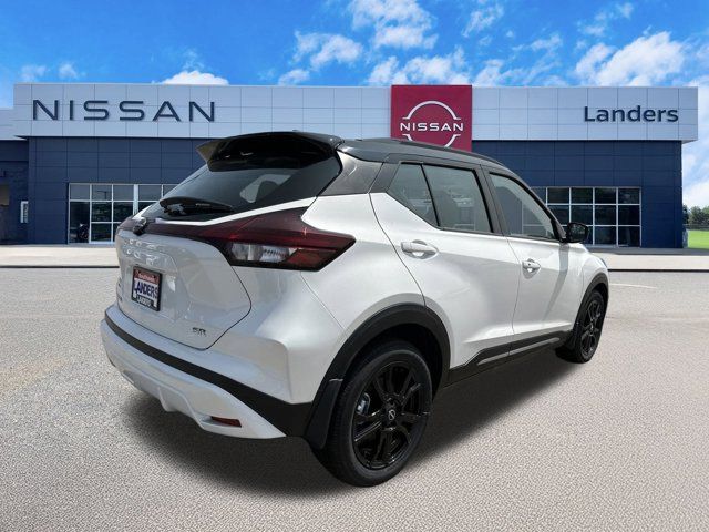 2024 Nissan Kicks SR