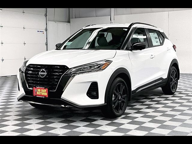 2024 Nissan Kicks SR