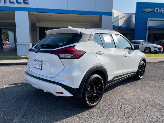 2024 Nissan Kicks SR