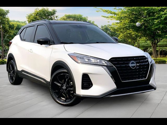 2024 Nissan Kicks SR