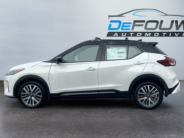 2024 Nissan Kicks SR