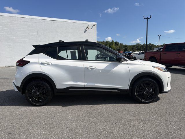 2024 Nissan Kicks SR