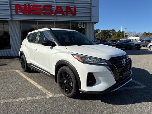 2024 Nissan Kicks SR