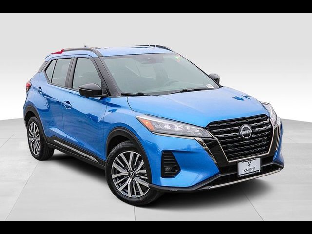 2024 Nissan Kicks SR