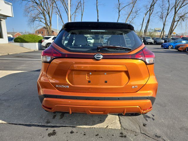 2024 Nissan Kicks SR