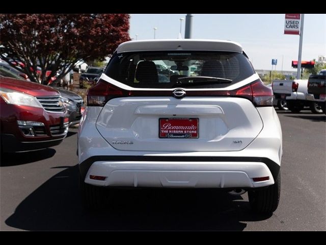 2024 Nissan Kicks SR