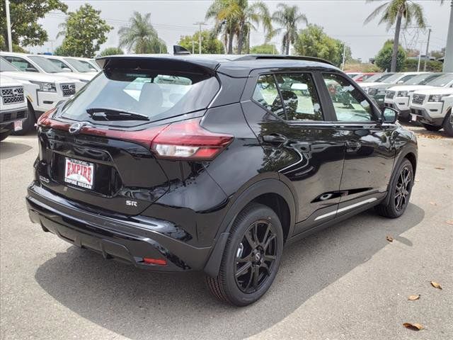 2024 Nissan Kicks SR