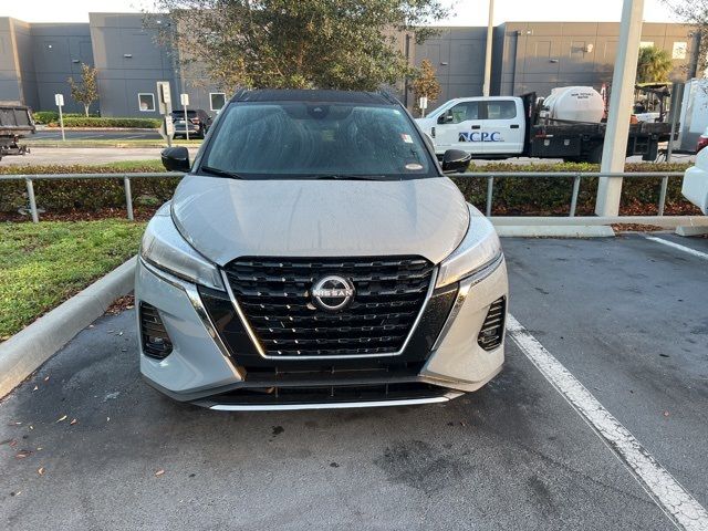 2024 Nissan Kicks SR